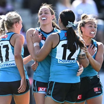 Power stun Crows as Tahau sets AFLW goalkicking record