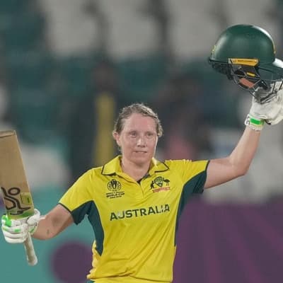 Australia wait on skipper's World Cup fitness call