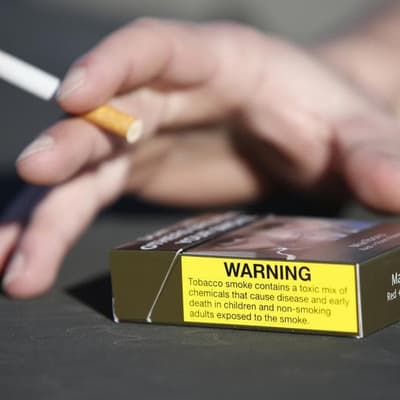 Retailers ponder quitting ciggies as illegal sales soar