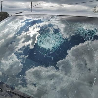 Severe storms, Cup track risk as rain sweeps east