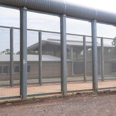 Rules not followed in watching inmate who had a seizure