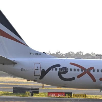 Rex administrators blame pilot and parts shortage