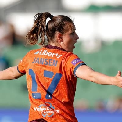 Jansen continues hot run as Roar women sink Glory