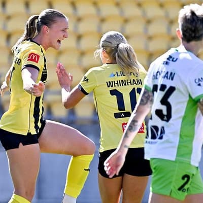 Phoenix draw in Priestman's coaching return