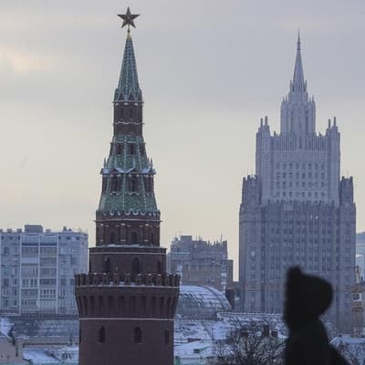 Kremlin wants war to end but peace is 'stalled'
