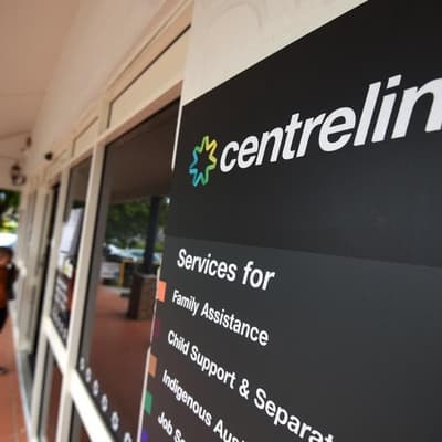 Experts rubbish claim that half of Australia is on welfare