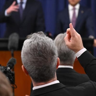 Tech companies pushed to pay for Australian news