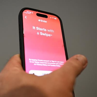 Dangers of adult dating sites for children revealed