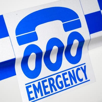 Customer dies after triple-zero fails on mobile phone