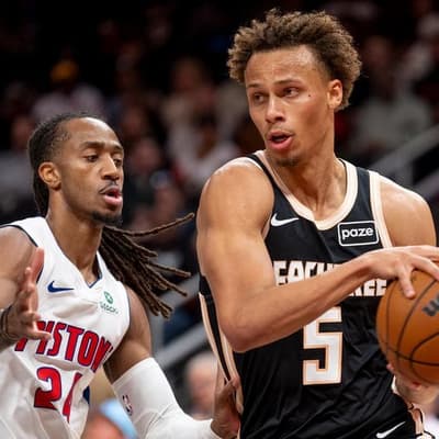 Daniels on the attack as Hawks lose to NBA's form team