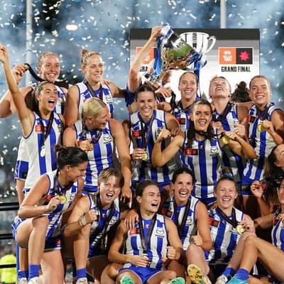 Rivals' best shots fall short as AFLW trilogy awaits