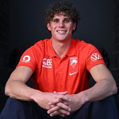 Big-name recruit can be Swans' missing piece: captain