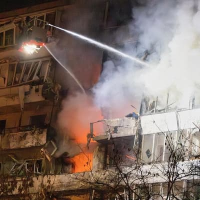 US, Russia hold peace talks as missiles pound Kyiv