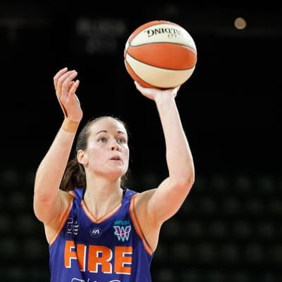 Lightning end dramatic 24 hours with loss to Townsville