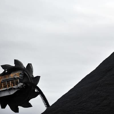 Green laws put new investments at risk, premier warns