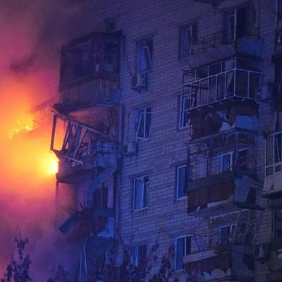 Diplomatic efforts to end Ukraine war gain momentum