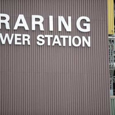 Skates on to ensure secure exit of major coal plant