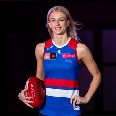 Bulldogs' top AFLW draft pick wants to join Kangaroos