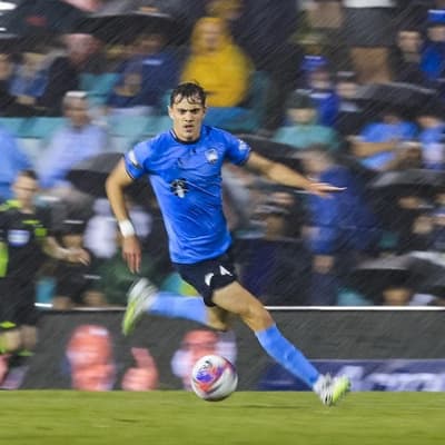 A-League leaders lose rising midfield star to injury