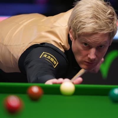 Aussie Robertson through to UK championship semi-final