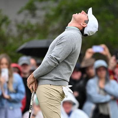 Banana peel trips up superstar McIlroy's Open hopes