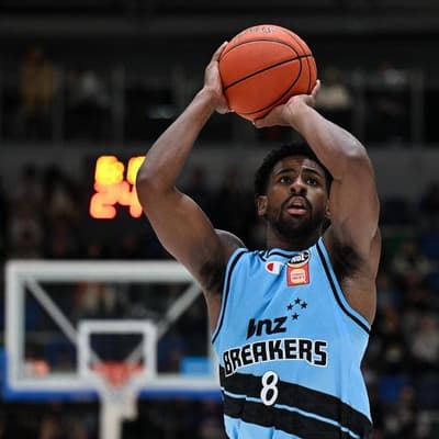 Breakers crush JackJumpers to continue hot NBL run