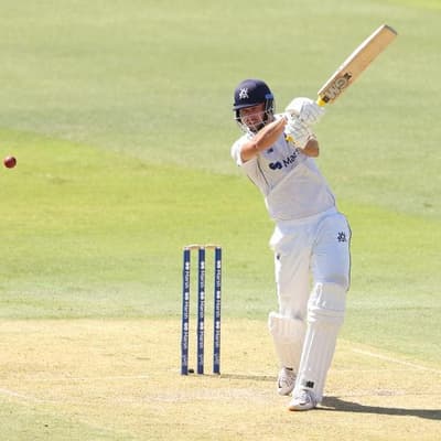 Victoria pull off brilliant late run chase in Shield