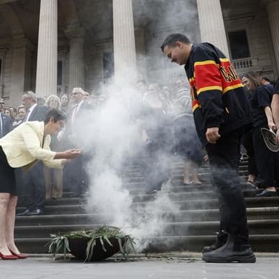 Disunity as Aboriginal people hear 'powerful' apology