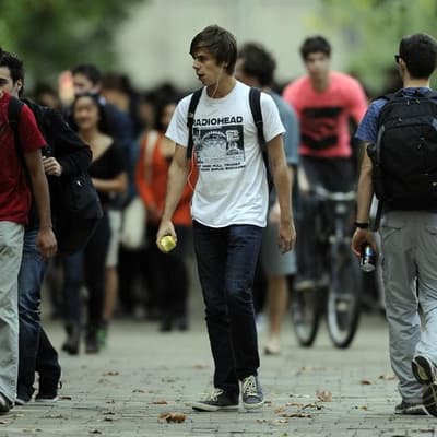 Unis to be home for foreign students under Liberal plan