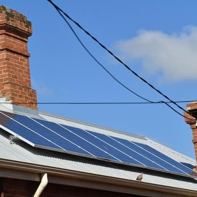 'Smash-hit' battery scheme topped up, subsidies trimmed