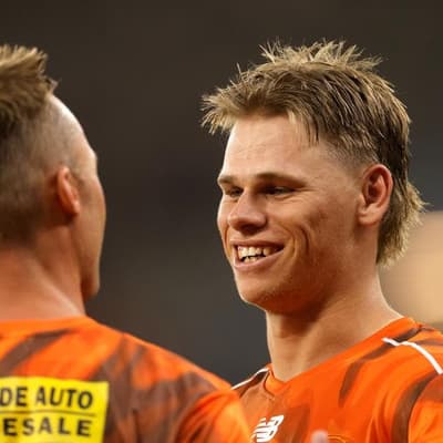 Connolly stars as Scorchers down Babar Azam's Sixers