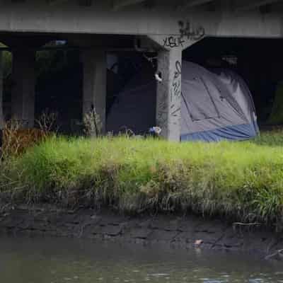 Tight rent market drives up regional Vic homeless rates