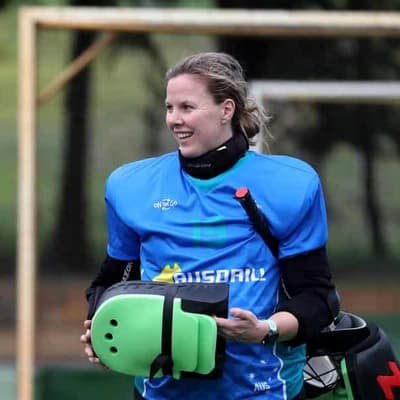 Hockeyroos down world No.1 Dutch, avenge pummeling