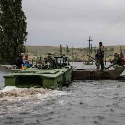 Ukraine reports new gains early in counteroffensive