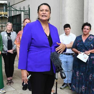 Queensland passes gender fix for birth certificates