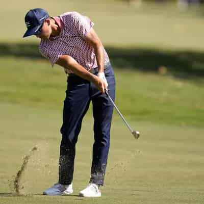 Fowler, Clark share the US Open lead