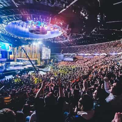 Thousands prepare to pack stadium for e-sports showdown