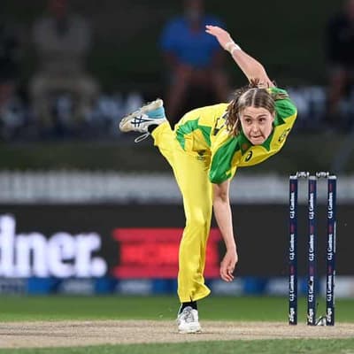 Swift Tayla back on track after 17-month foot fight