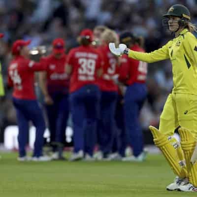 England beat Australia, keep women's Ashes alive