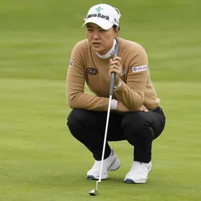 Minjee Lee four off leaders in US Open title defence