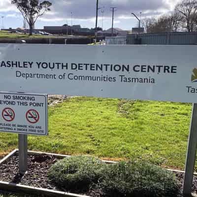 Staff shortages force youth lockdowns, inquiry told