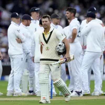 Australia should stick with Warner in Ashes: Ponting