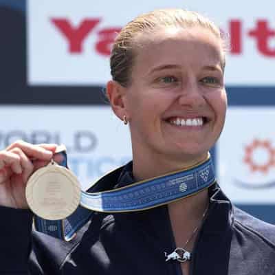 Australian Iffland wins high dive again at world titles