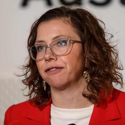 JobSeeker lift coming as welfare recipients await rise