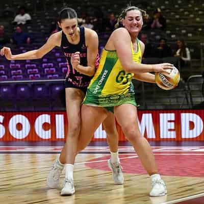 Diamonds continue winning form at Netball World Cup