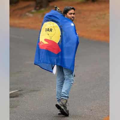 Tamil asylum seeker walks 1000km in search of 'fair go'