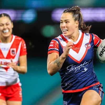 Captain Kelly helps Roosters slay Dragons in NRLW