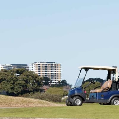 Police divers retrieve body from exclusive golf club