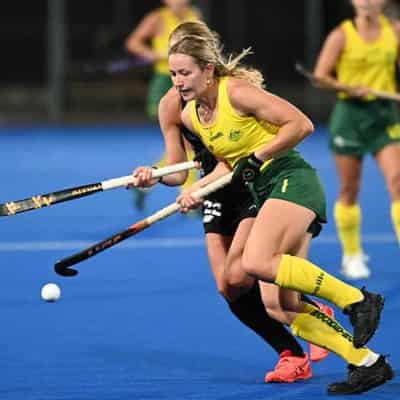 Hockeyroos, Kookaburras take big steps towards Paris