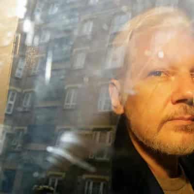 Former attorneys-general call for Assange's release